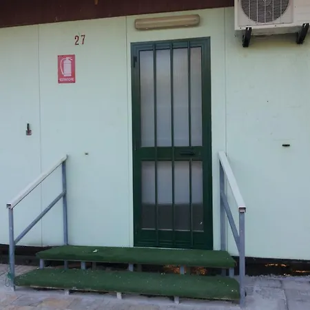 Bungalows Padalino Дом отдыха *